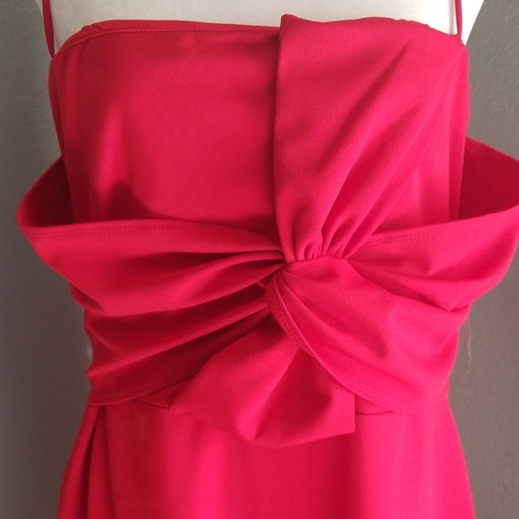 HOTNESS - Picture 4 of 4